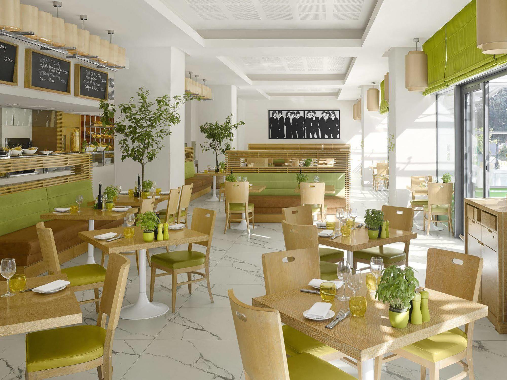 Park By Radisson & Aparthotel