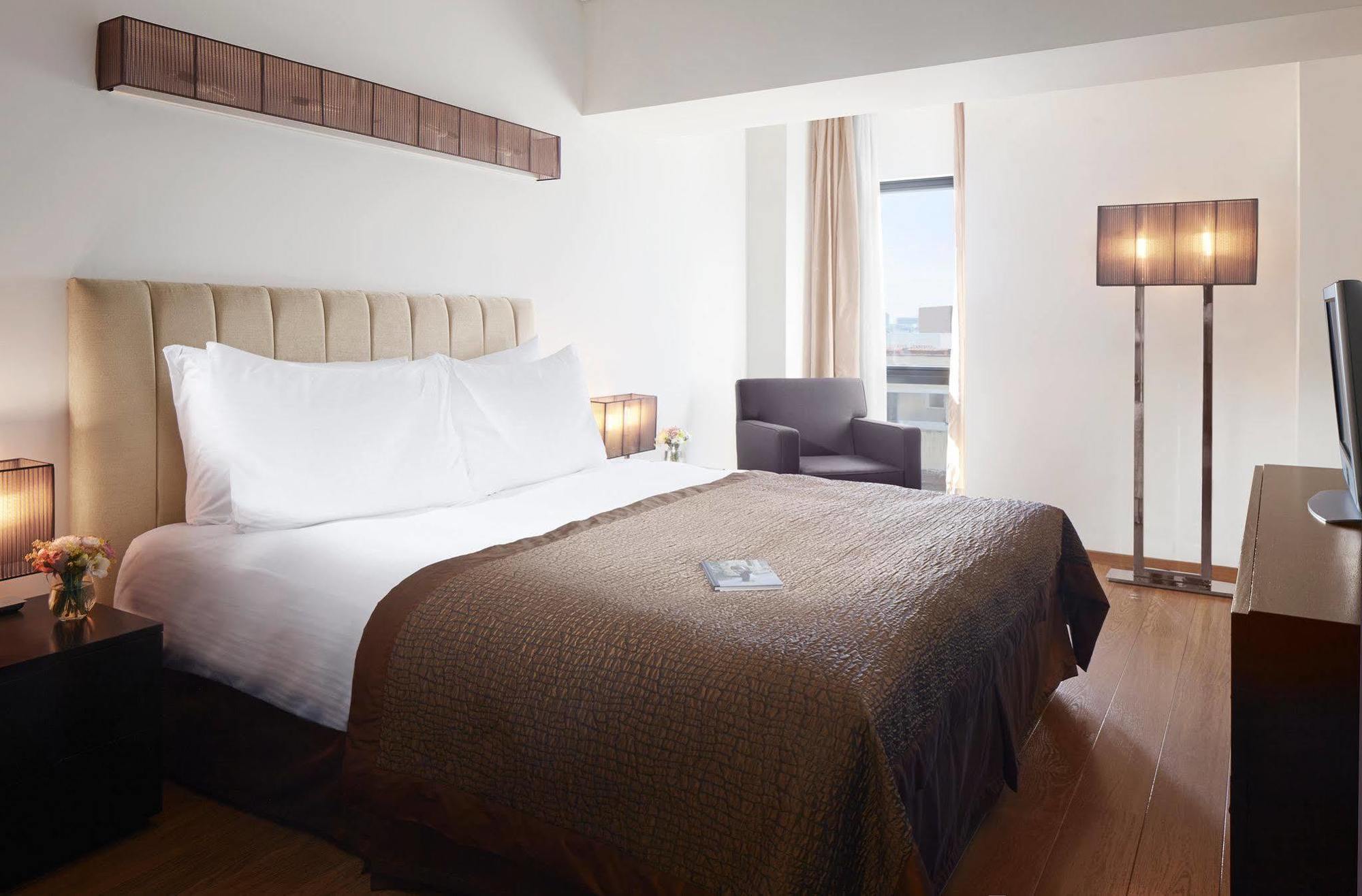 Park By Radisson & 4*